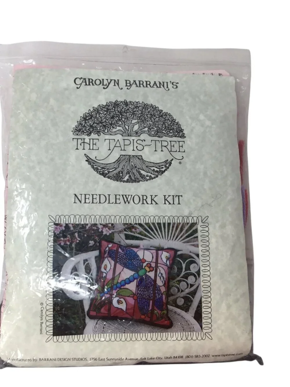 Tapis Tree Needlepoint Kit Dragonfly Stained Glass Look Carolyn Barrani N143P